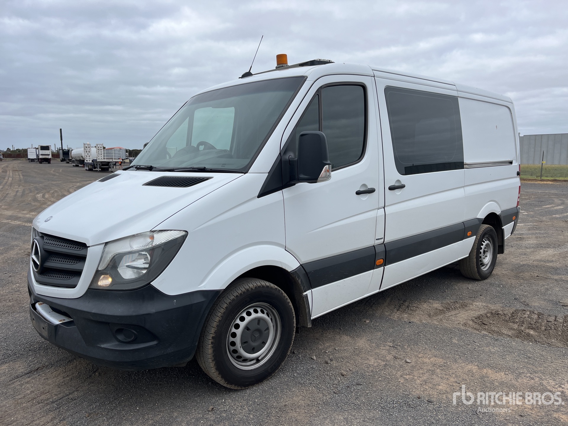 General Appearance with Imagen: esquina delantera derecha