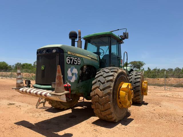 2003 John Deere 9320 Articulated 4WD Tractor