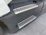 MN284352 - 2021 International LT625: Steps