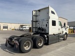 MN284352 - 2021 International LT625: Picture, Right Rear Corner