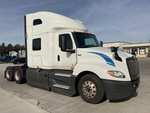 MN284352 - 2021 International LT625: Picture, Right Front Corner