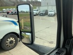 MN310109 - 2021 International LT625: Mirrors
