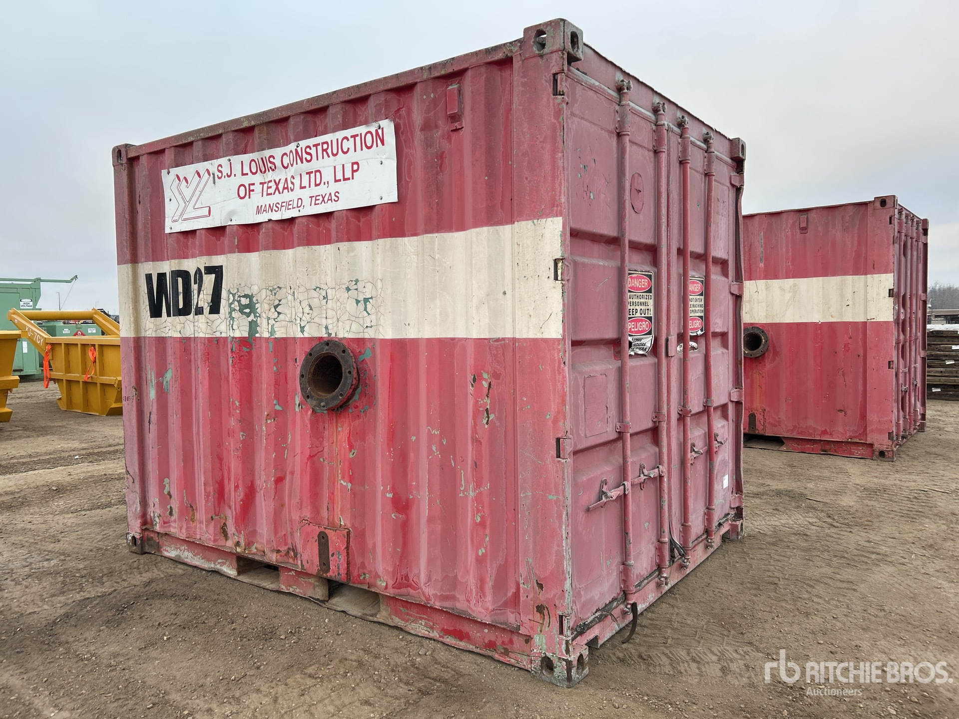 General Appearance with Picture, Left Rear Corner