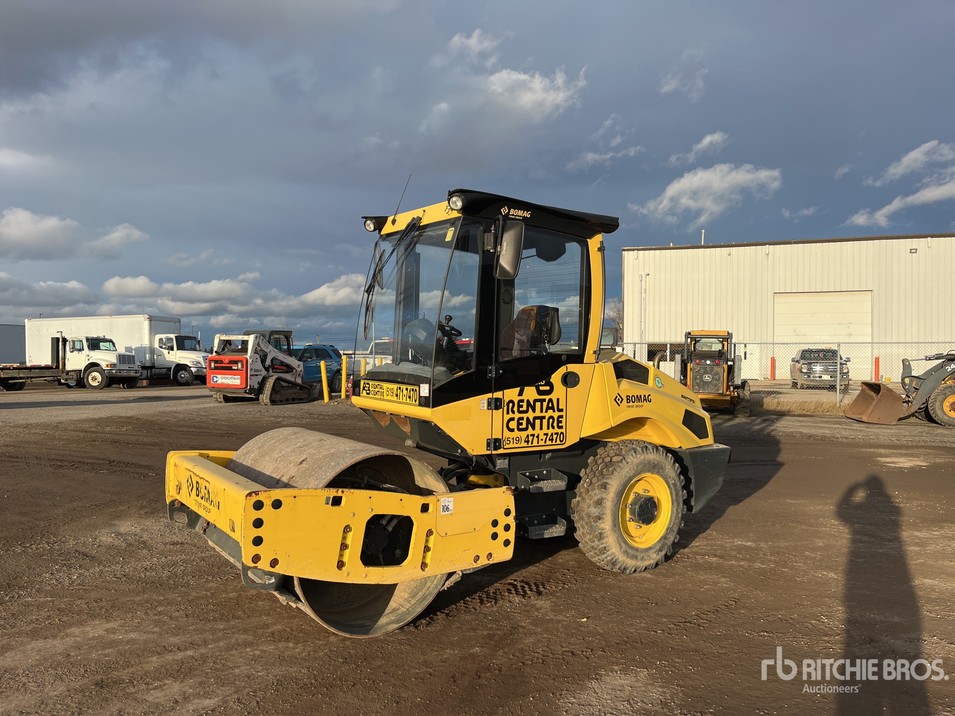 General Appearance with Picture, Left Front Corner