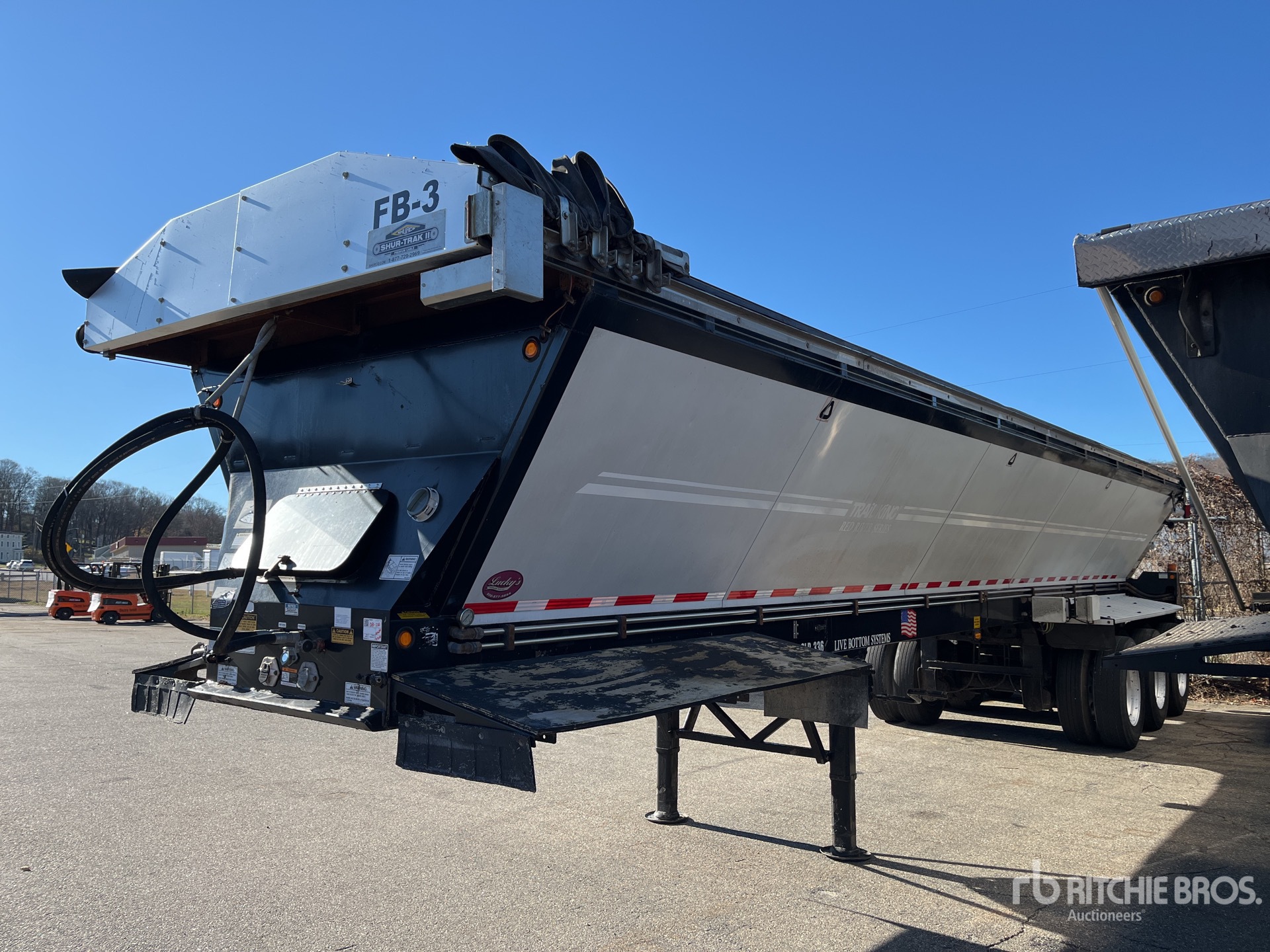 General Appearance with Featured Photo