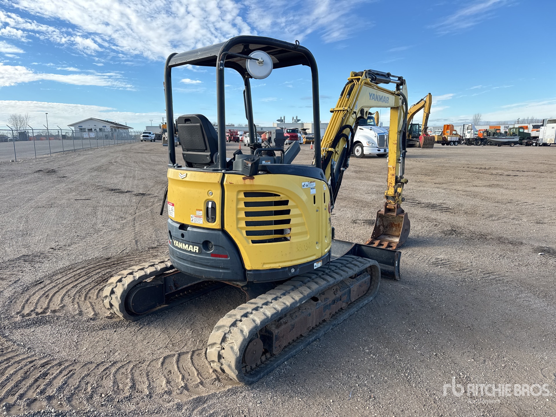 General Appearance with Picture, Right Rear Corner