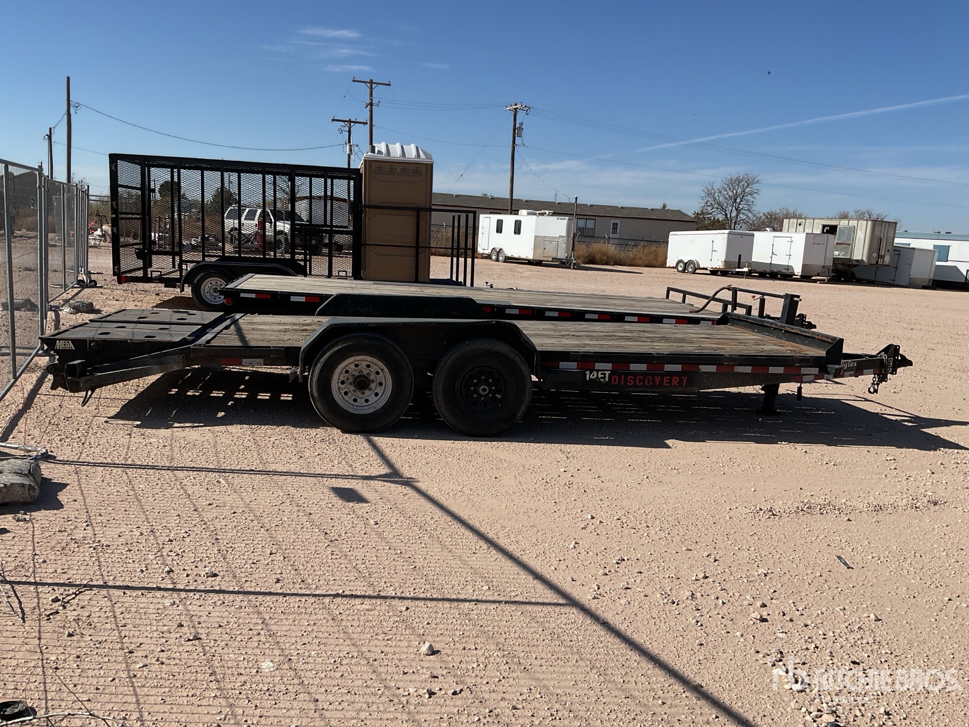 Aspect général with Image, coin arrière droit