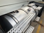 LN286404 - 2020 International LT625: Fuel Leaks