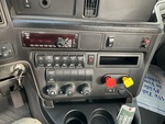 LN286404 - 2020 International LT625: Dash Components
