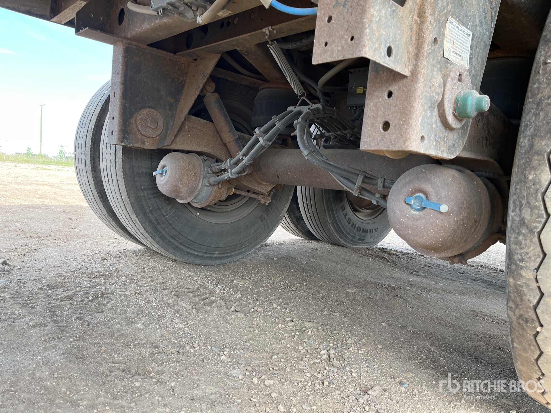 2019 Utility 4000DX