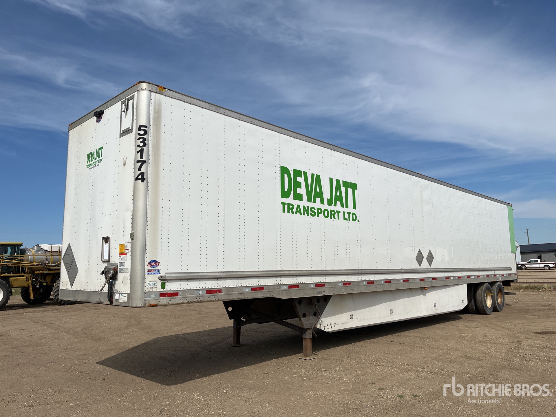 2019 Utility 4000DX