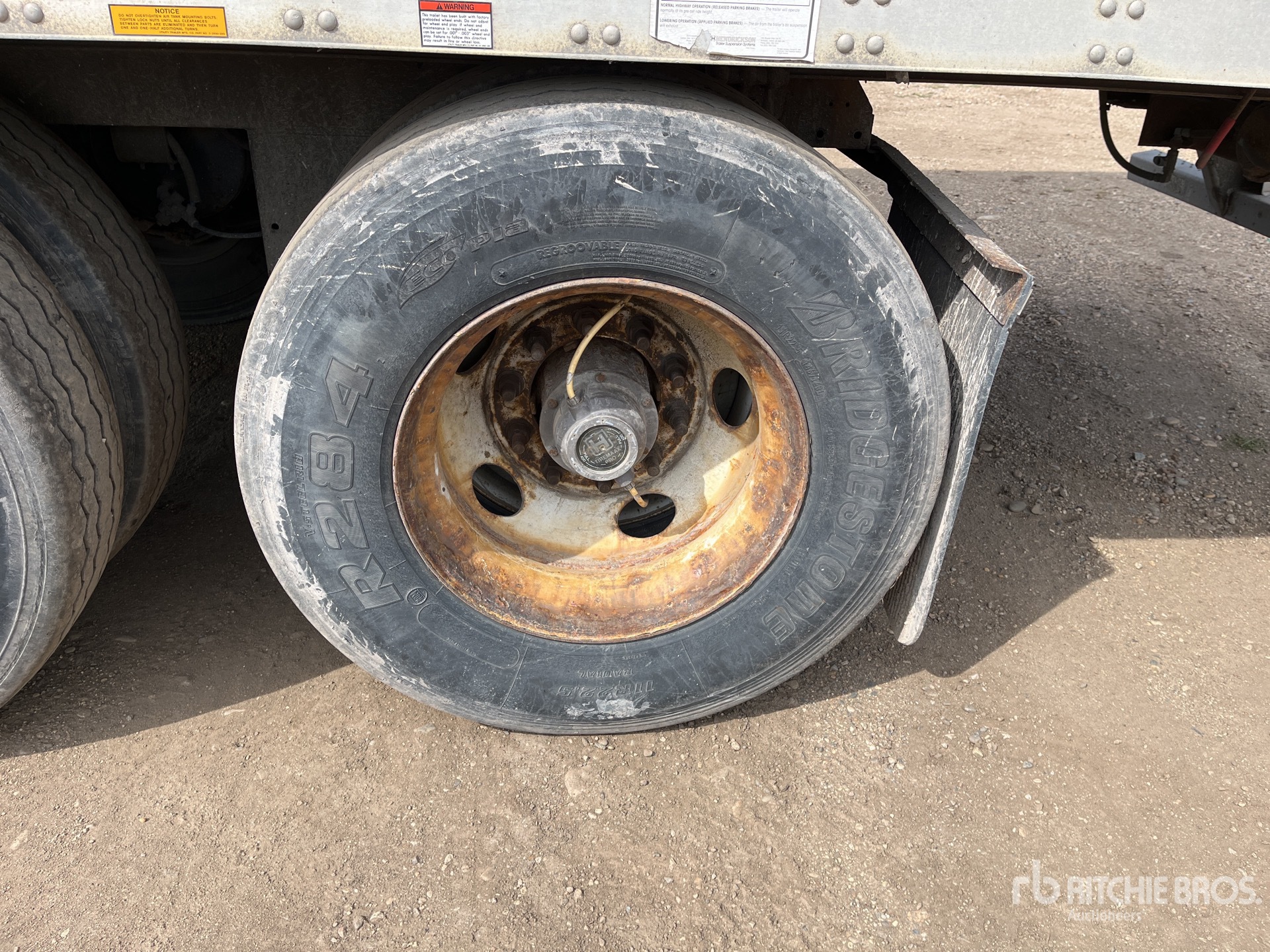 2019 Utility 4000DX