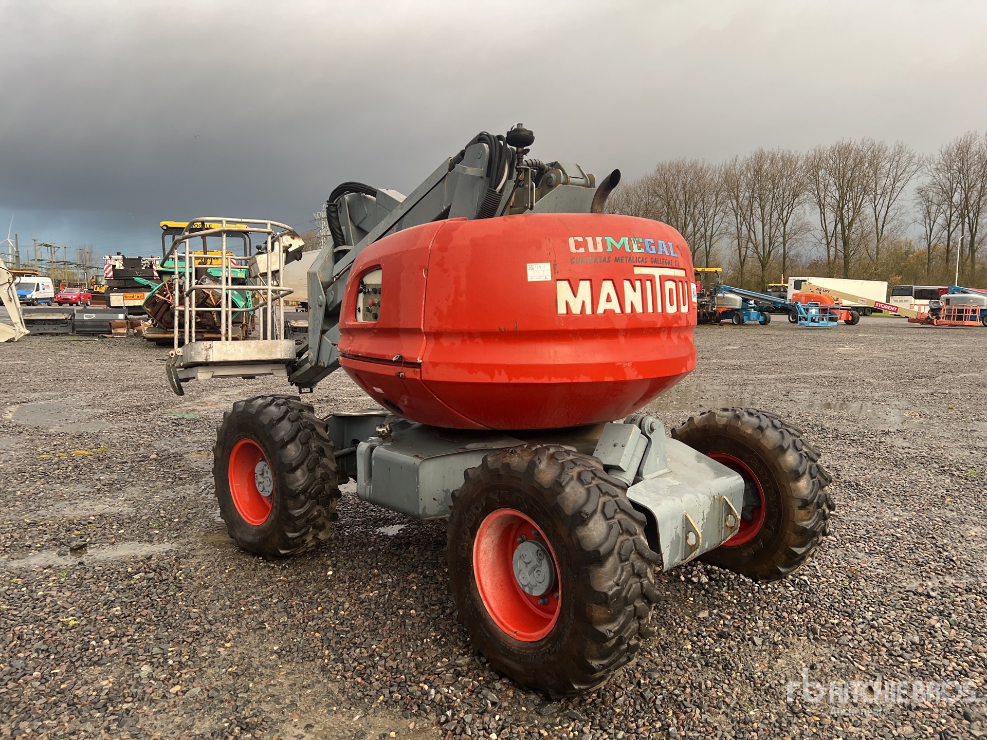 General Appearance with Picture, Left Rear Corner