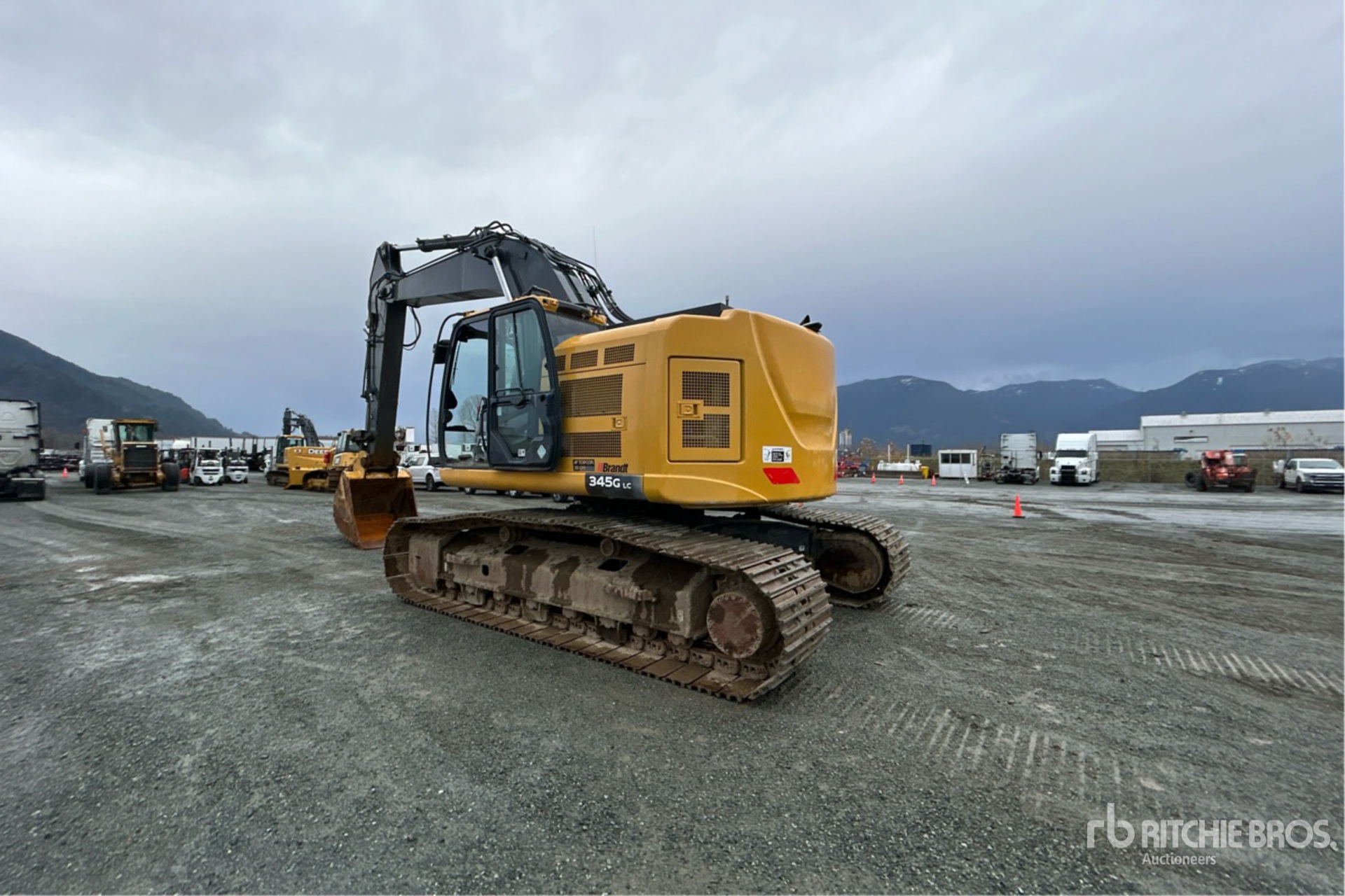 2018 John Deere 345G LC Tracked Excavator | Ritchie Bros. Auctioneers