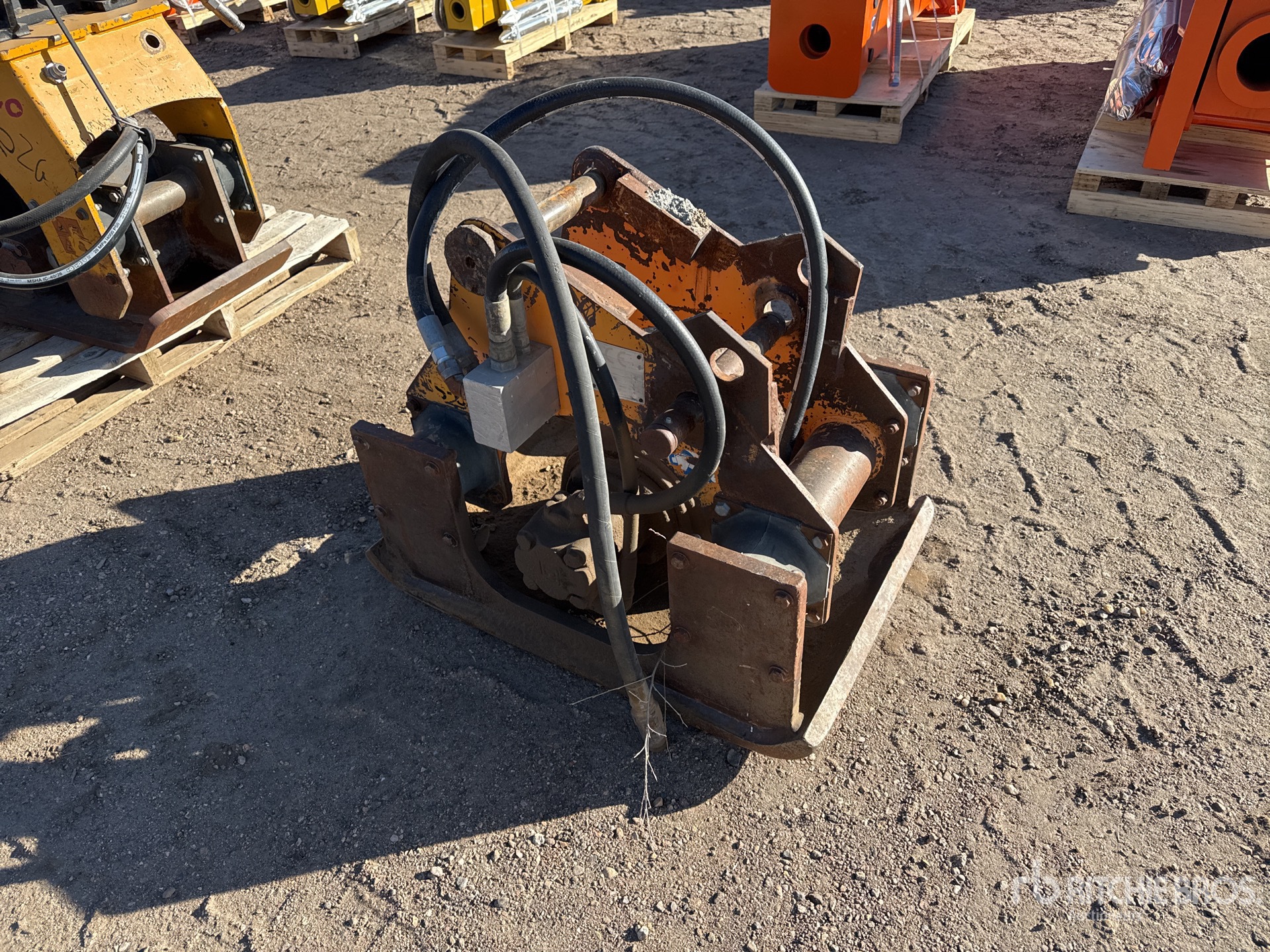 Aspect général with Image, coin avant droit