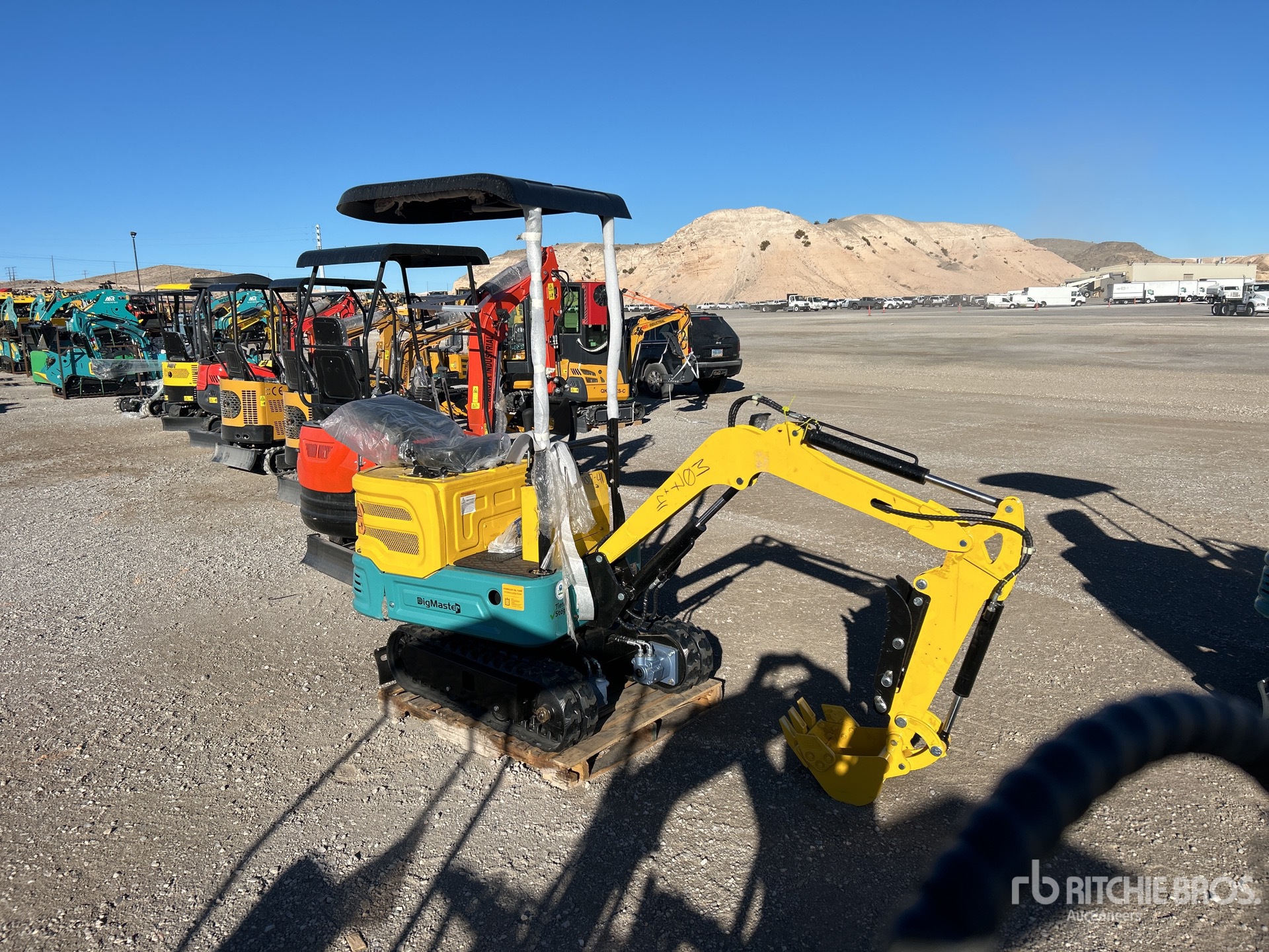 General Appearance with Picture, Right Front Corner