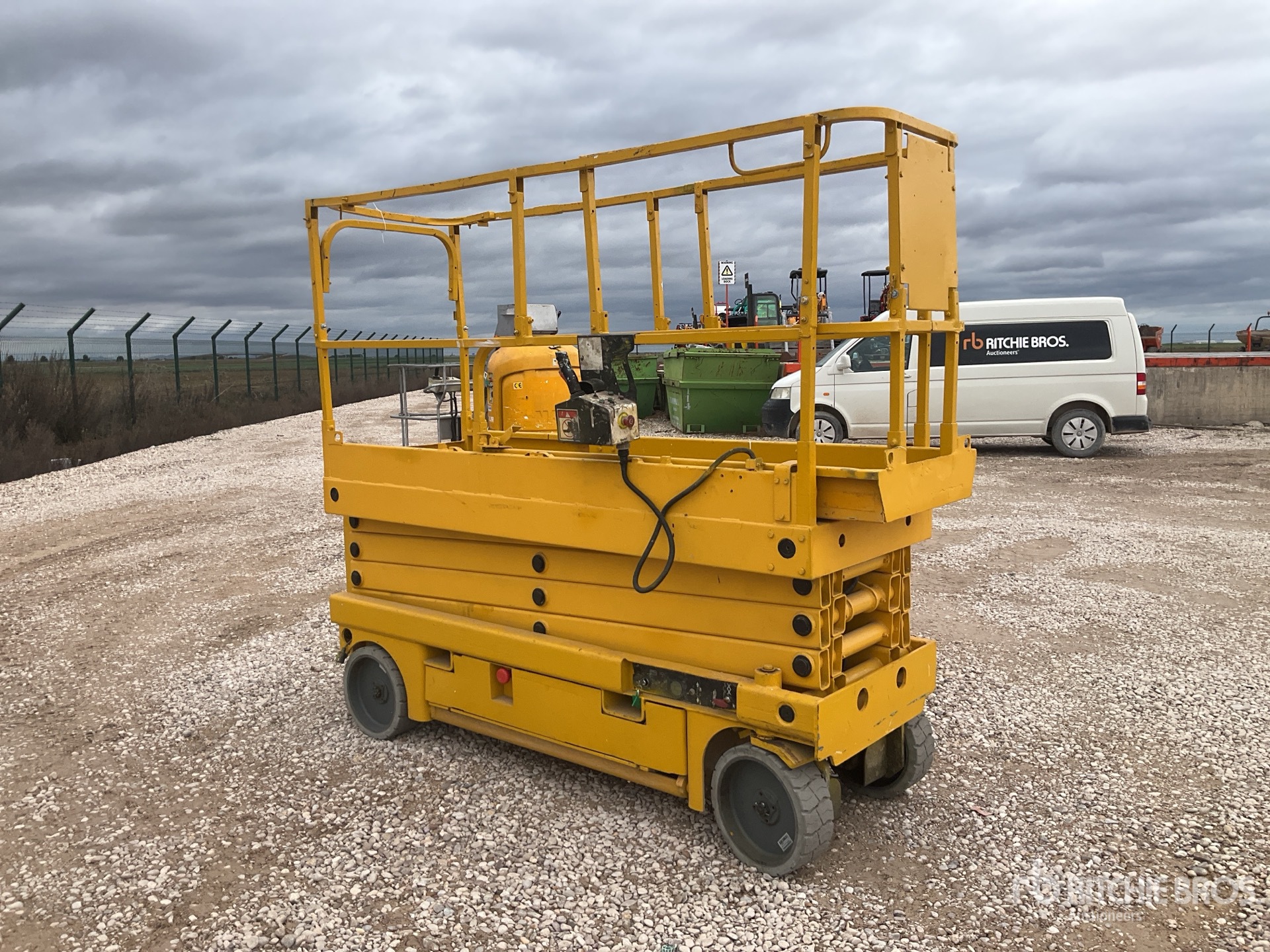 General Appearance with Picture, Right Front Corner