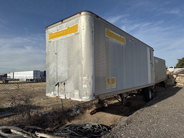 1973 Trailmobile Control Van with Switch Gear 1973 Trailmobile Control Van with Switch Gear