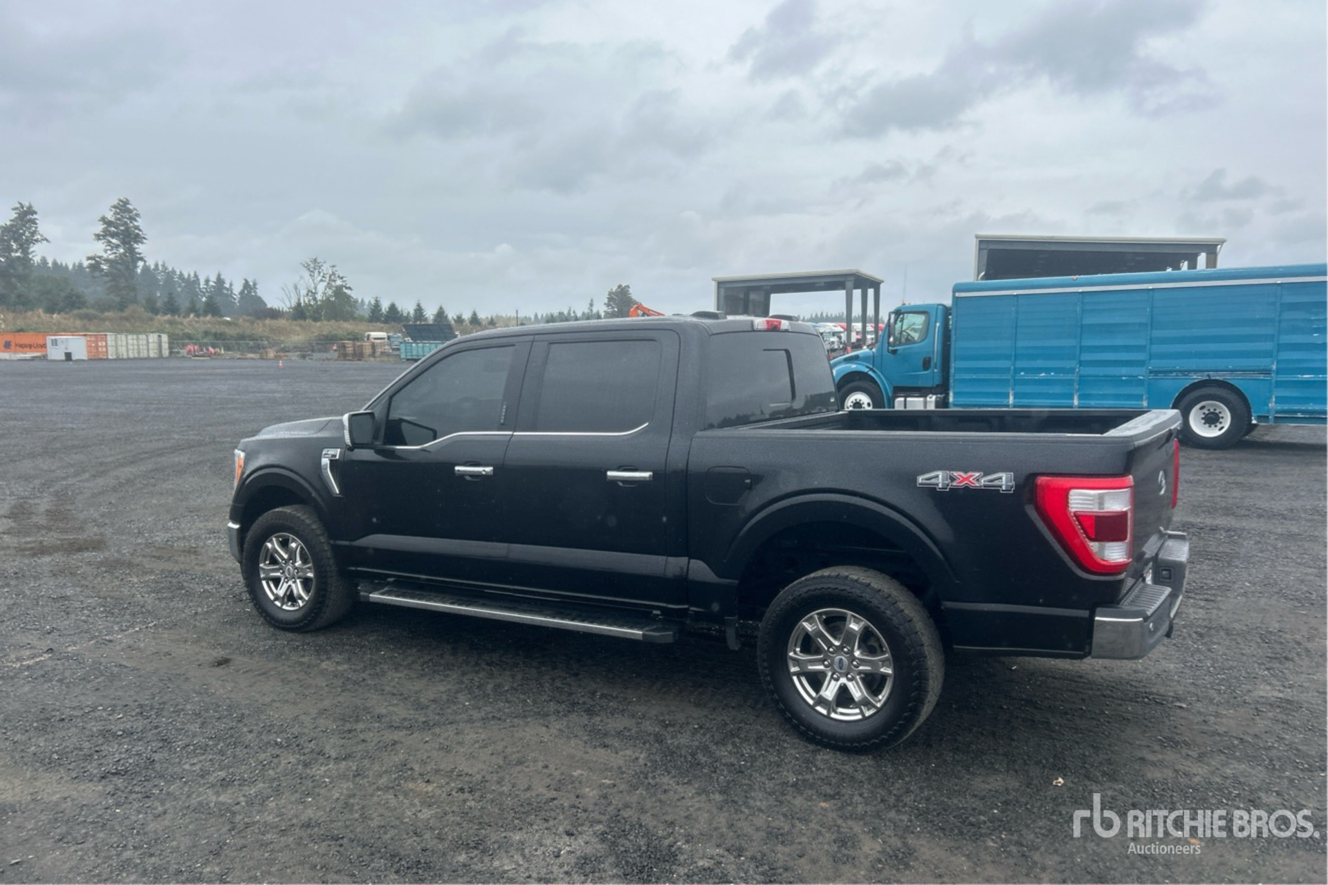 General Appearance with Picture, Left Rear Corner