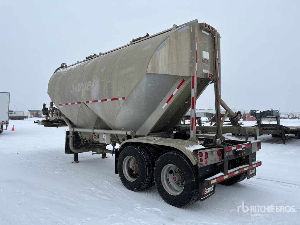 General Appearance with Imagen: esquina trasera izquierda