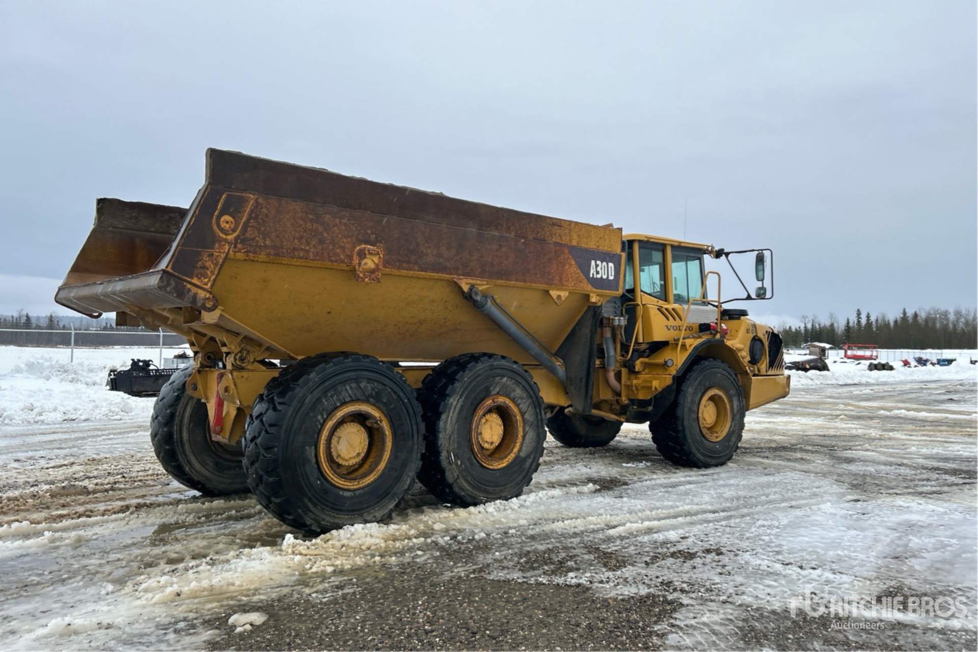 General Appearance with Picture, Right Rear Corner