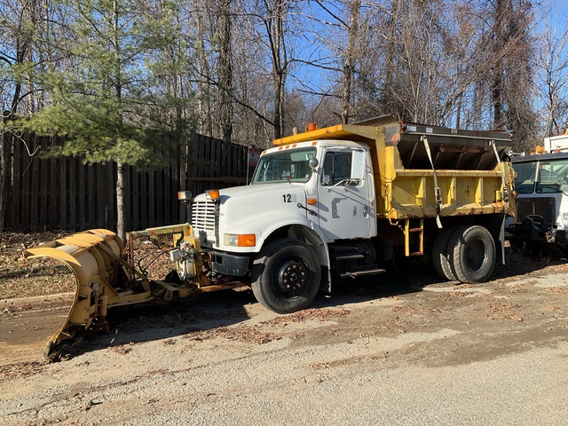 1996 International 4700 4x2 T/A Dump Truck 1996 International 4700 4x2 T/A Dump Truck