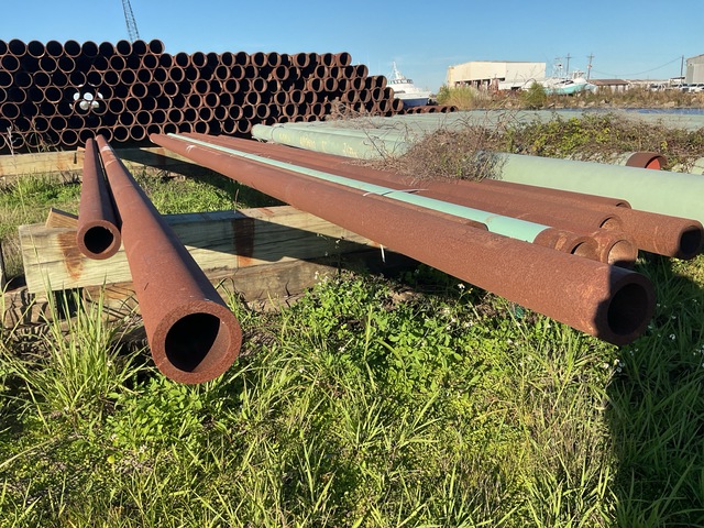 Quantity of Line Pipe 7-5/8in 1.061 WT, X-65, Dalmine, SLMS, Bare, 2jts, 81ft U