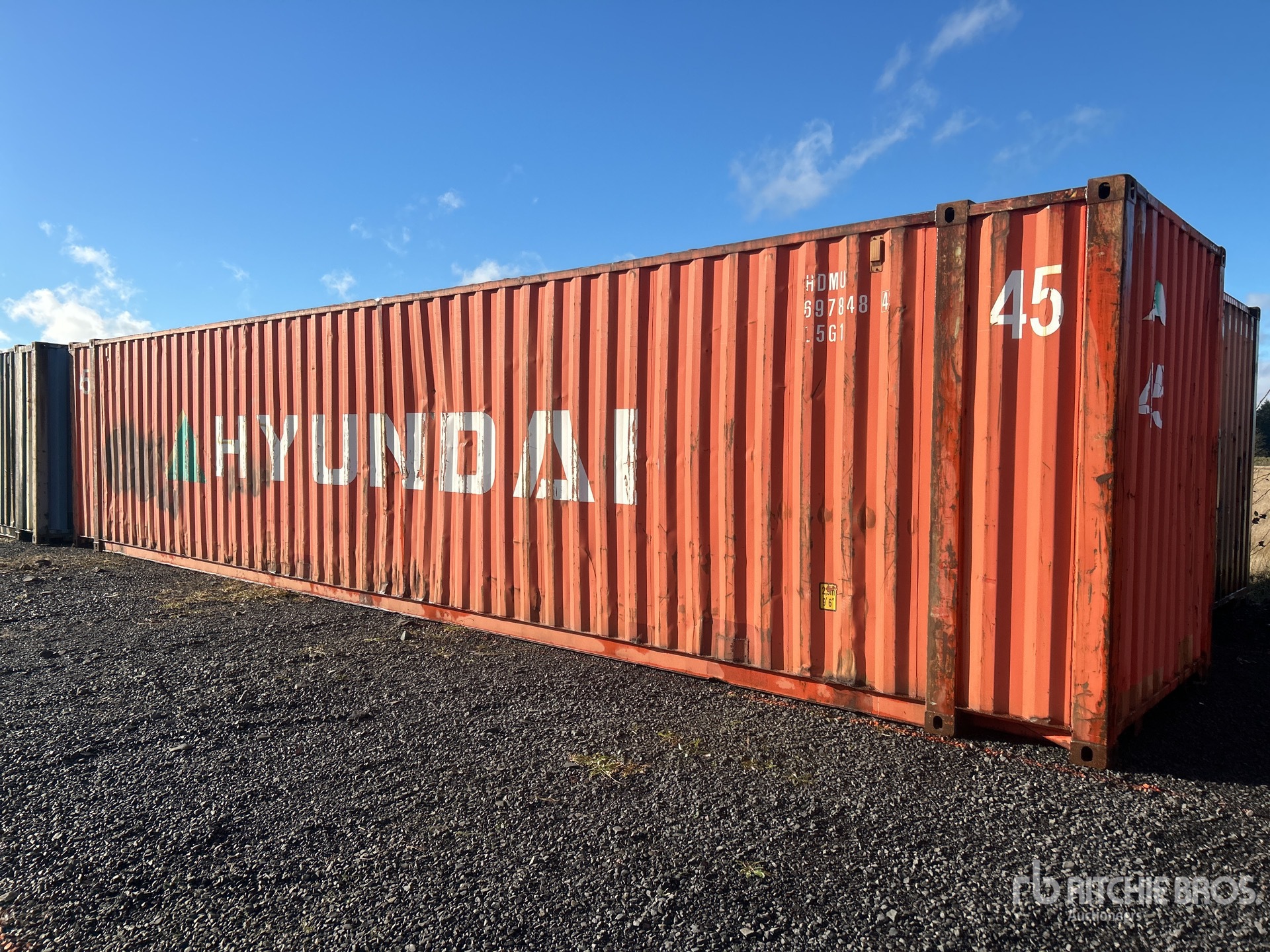 General Appearance with Picture, Right Front Corner