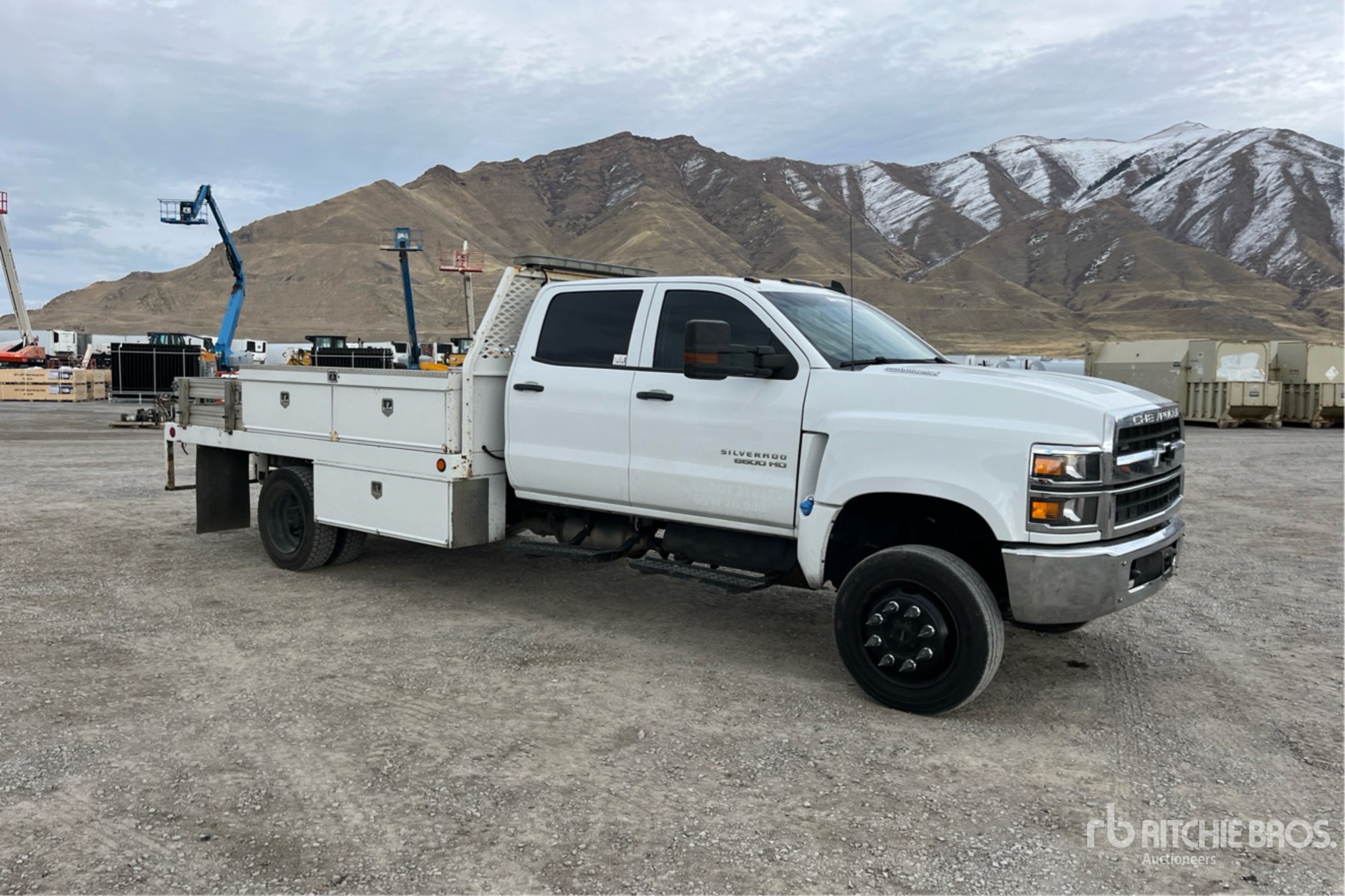 General Appearance with Picture, Right Front Corner