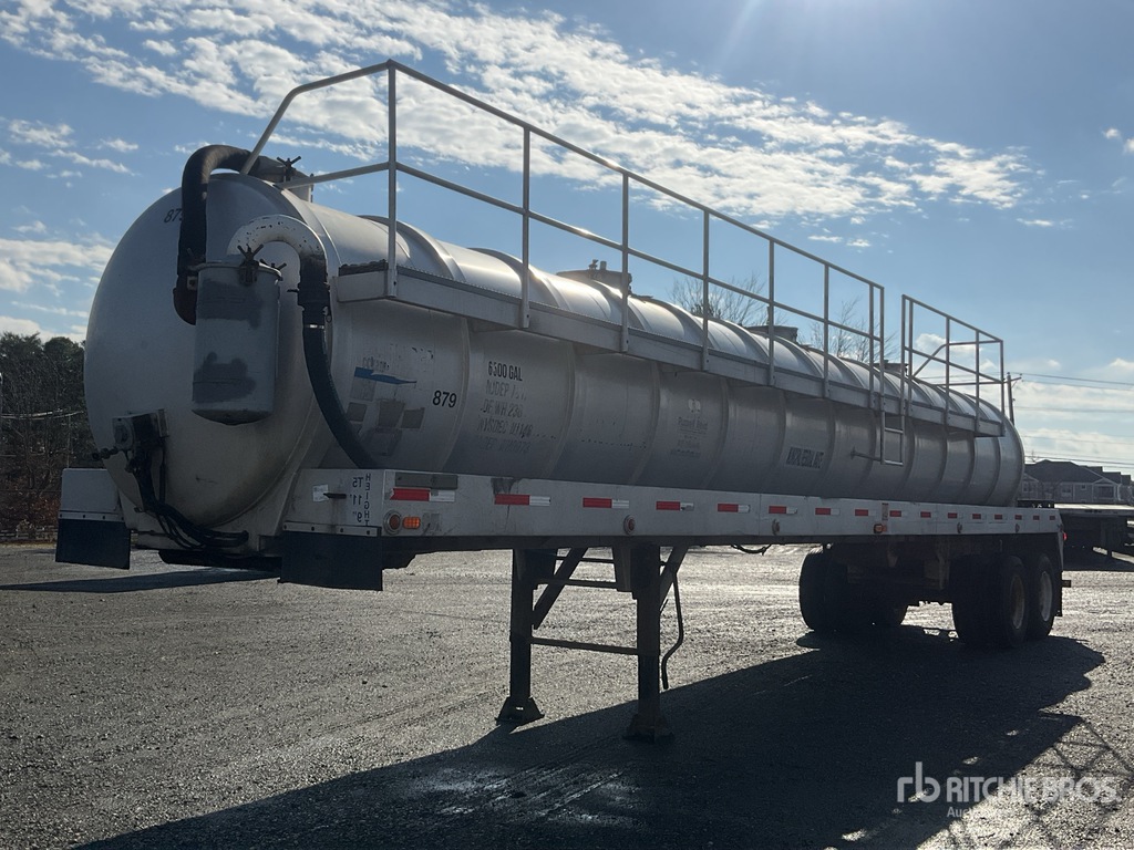 General Appearance with Image, coin avant gauche