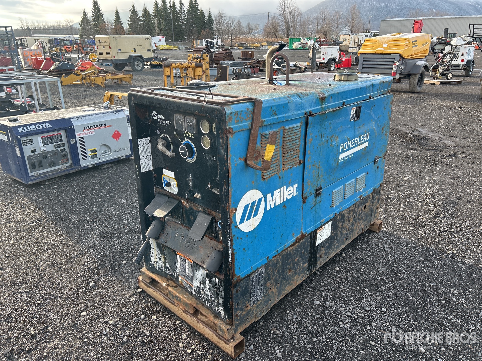 General Appearance with Picture, Left Front Corner