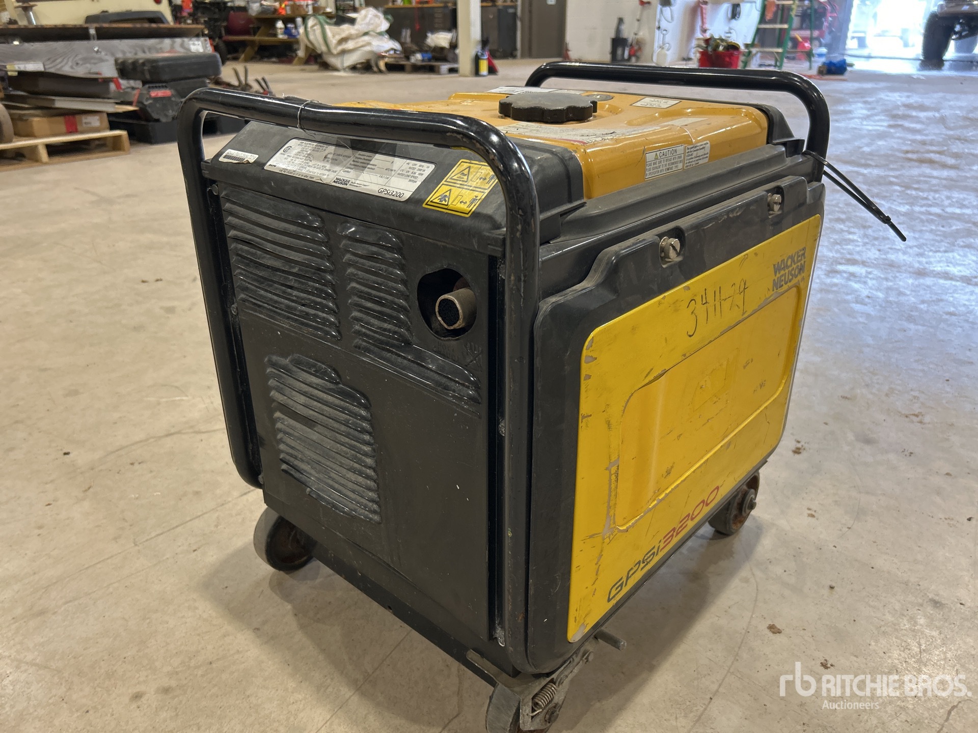 General Appearance with Picture, Right Rear Corner