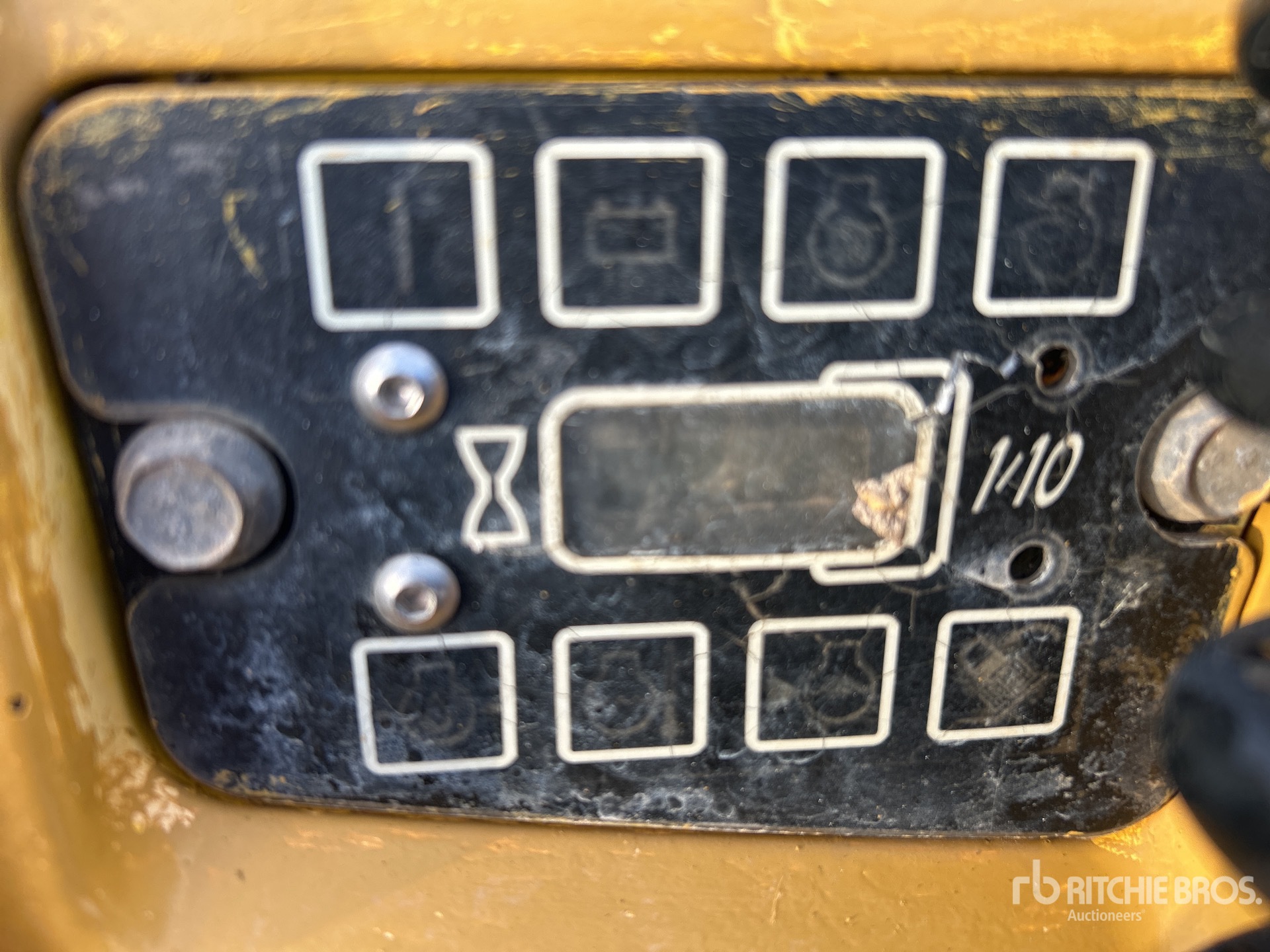 General Appearance with Hour Meter / Odometer