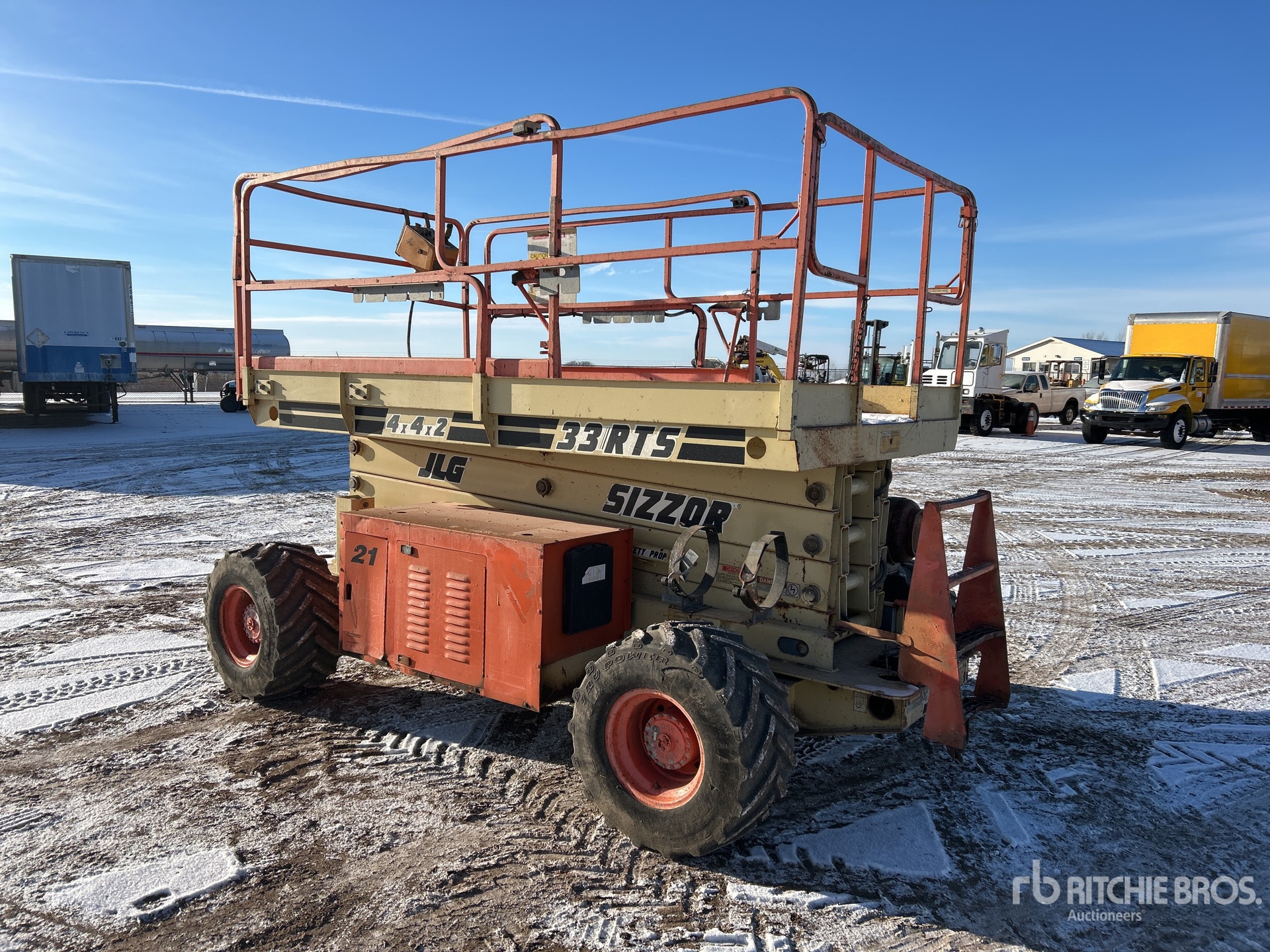 General Appearance with Picture, Left Rear Corner