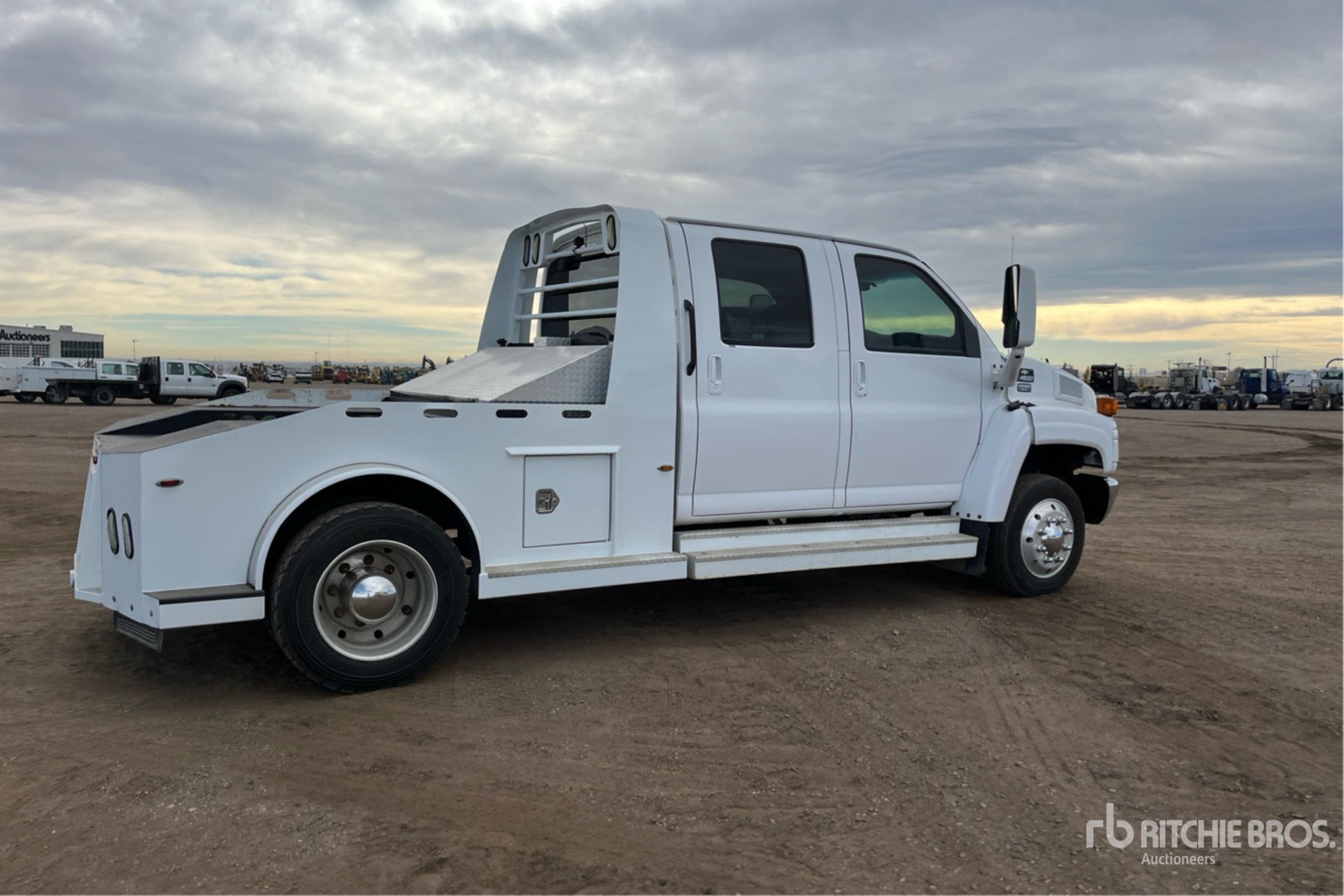 General Appearance with Imagen: esquina trasera derecha