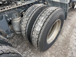 LL880180 - 2020 International LT625: Right Center Drive Tires