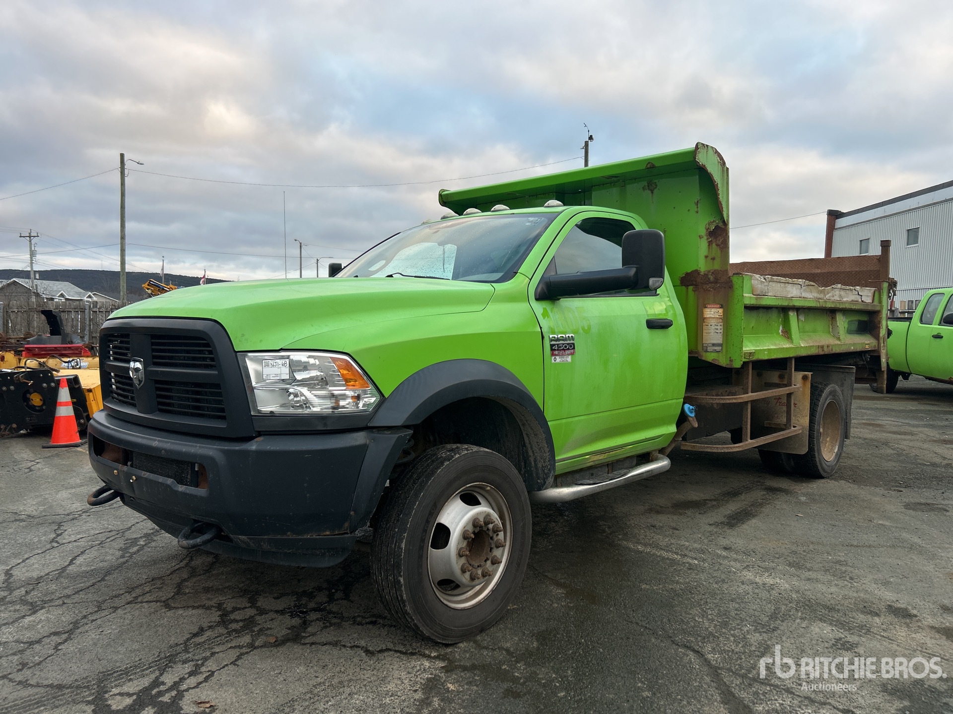 General Appearance with Featured Photo