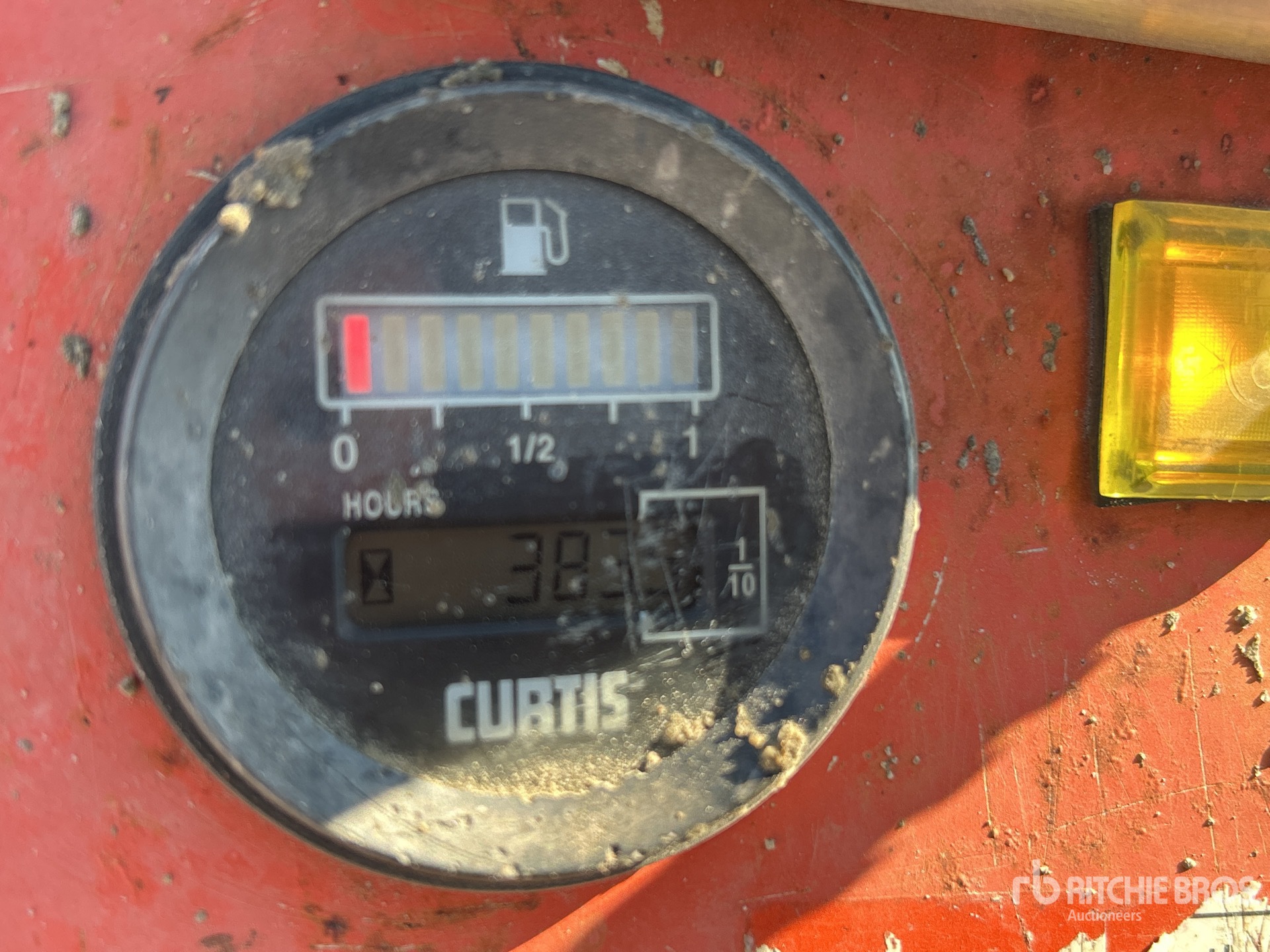 General Appearance with Hour Meter / Odometer