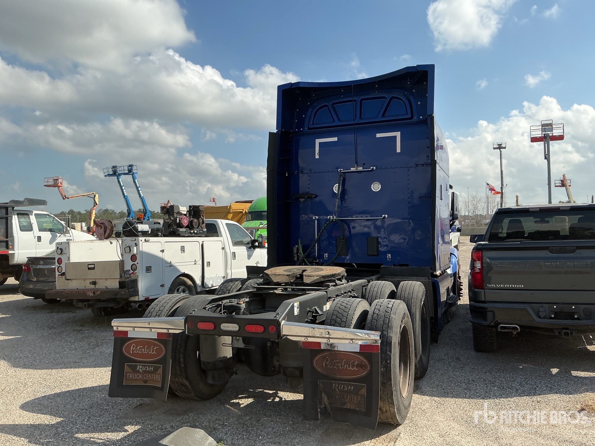 General Appearance with Imagen: esquina trasera derecha