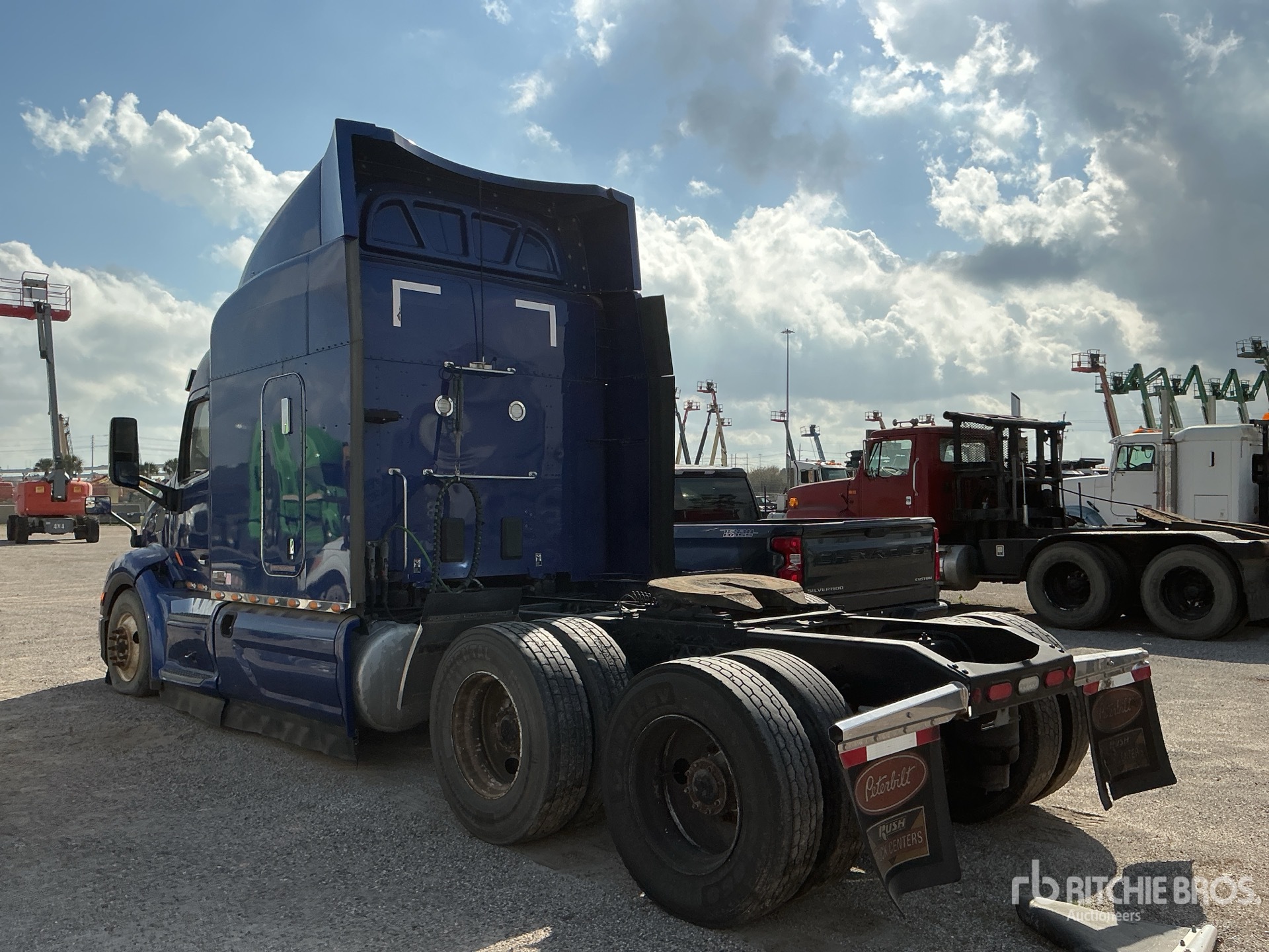 General Appearance with Imagen: esquina trasera izquierda