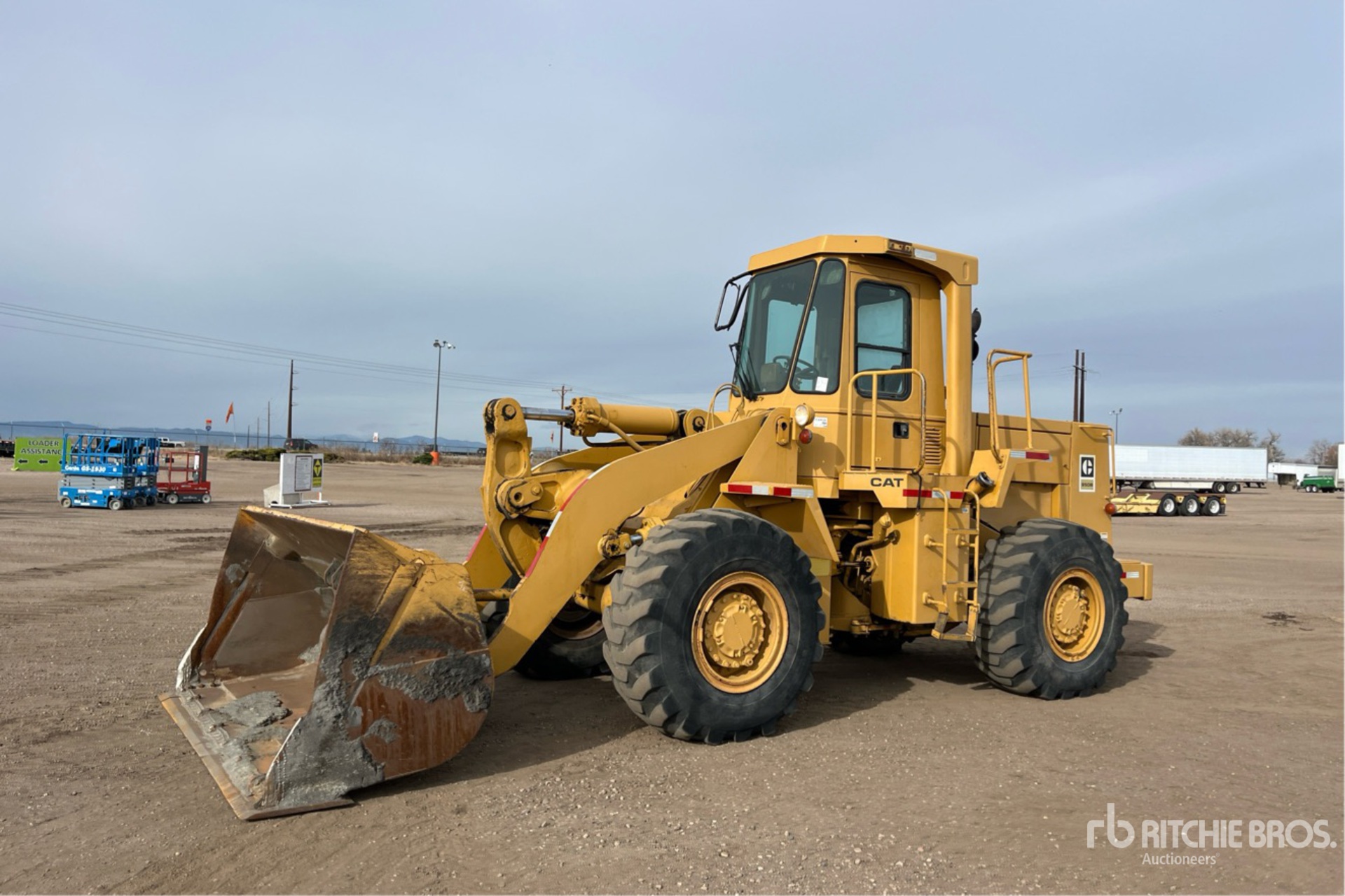 General Appearance with Picture, Left Front Corner