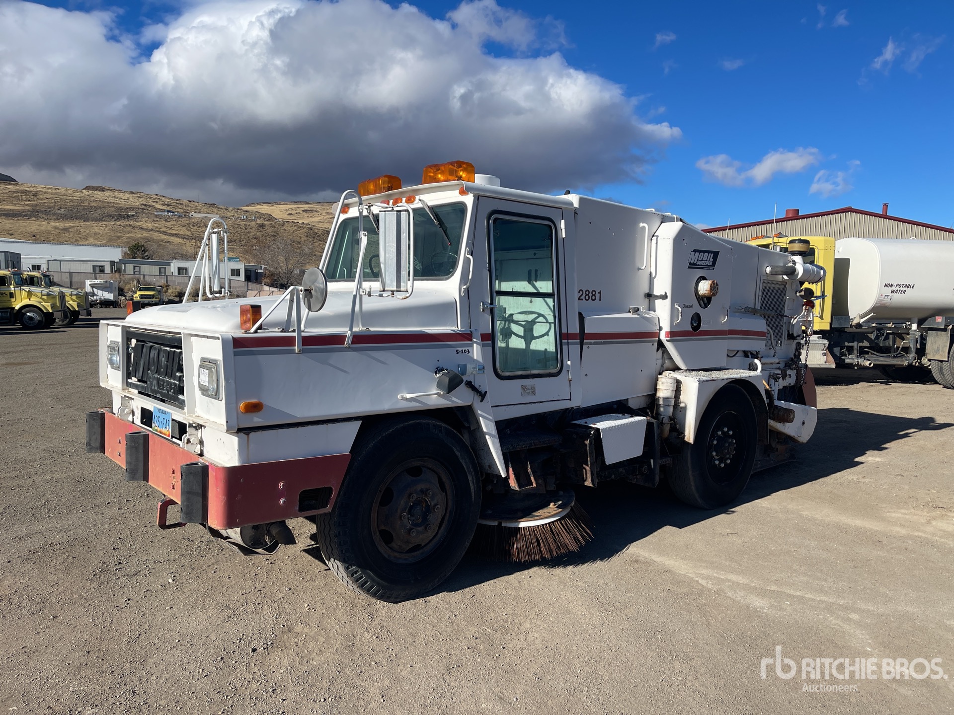 Aspect général with Image, coin avant gauche