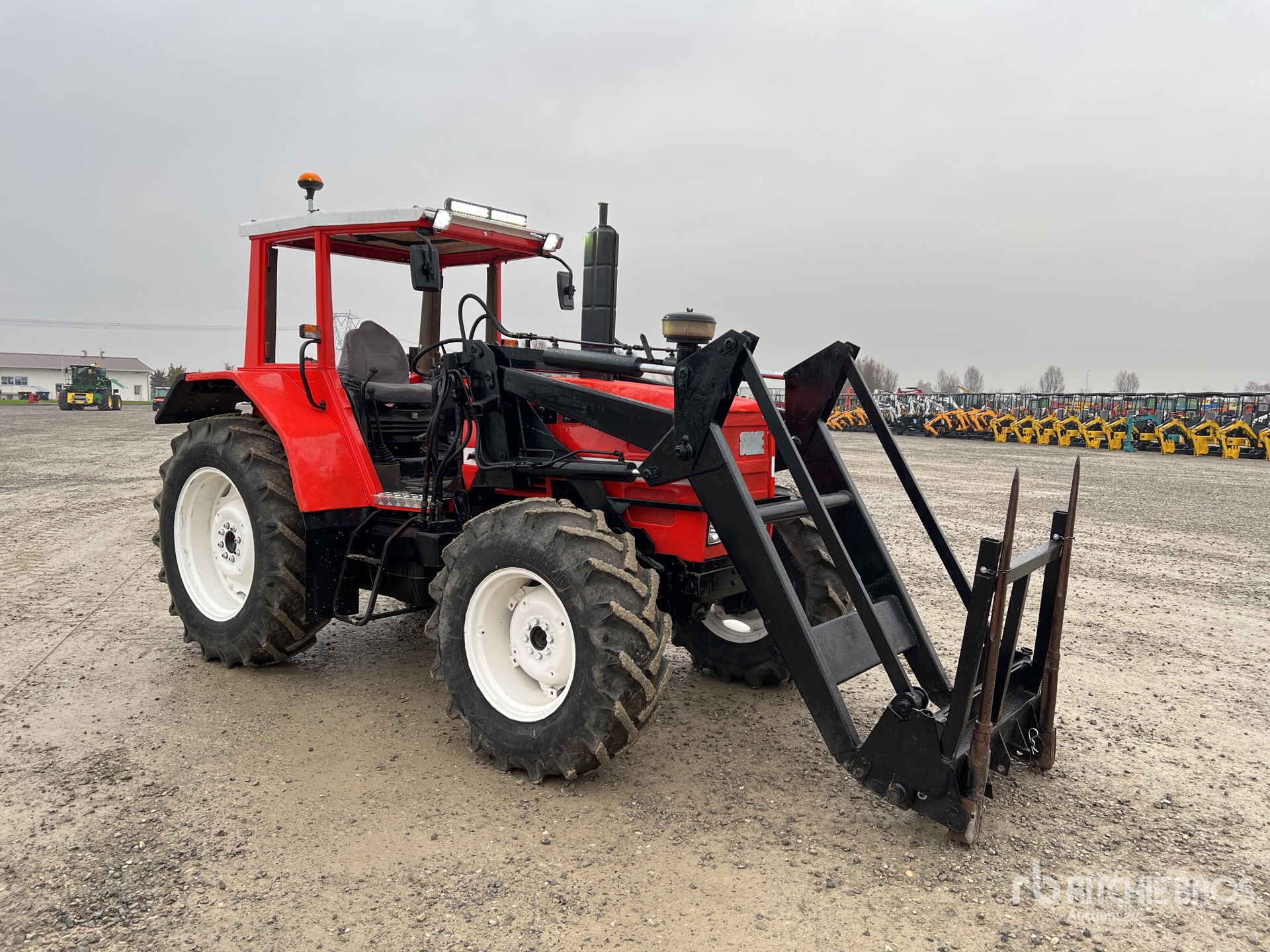 General Appearance with Picture, Right Front Corner