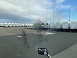 MN334467 - 2021 International LT625: Glass