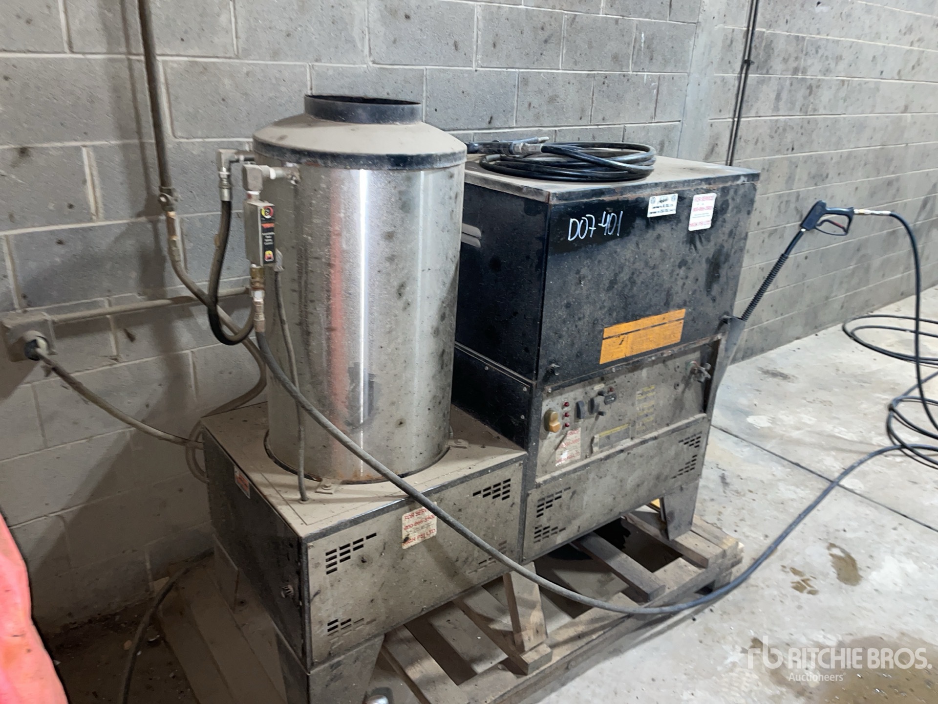 General Appearance with Foto, angolo anteriore destro