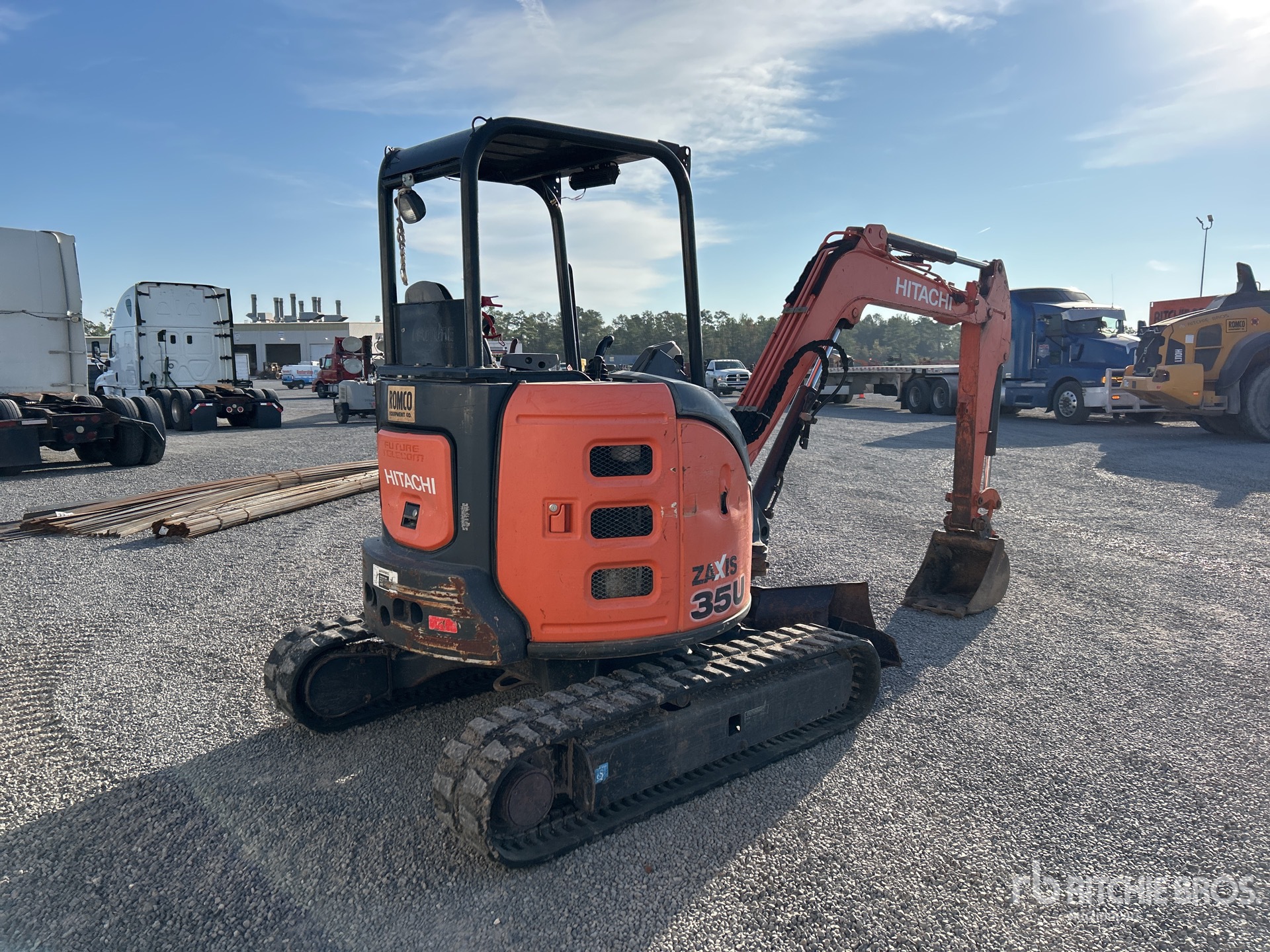 General Appearance with Picture, Right Rear Corner