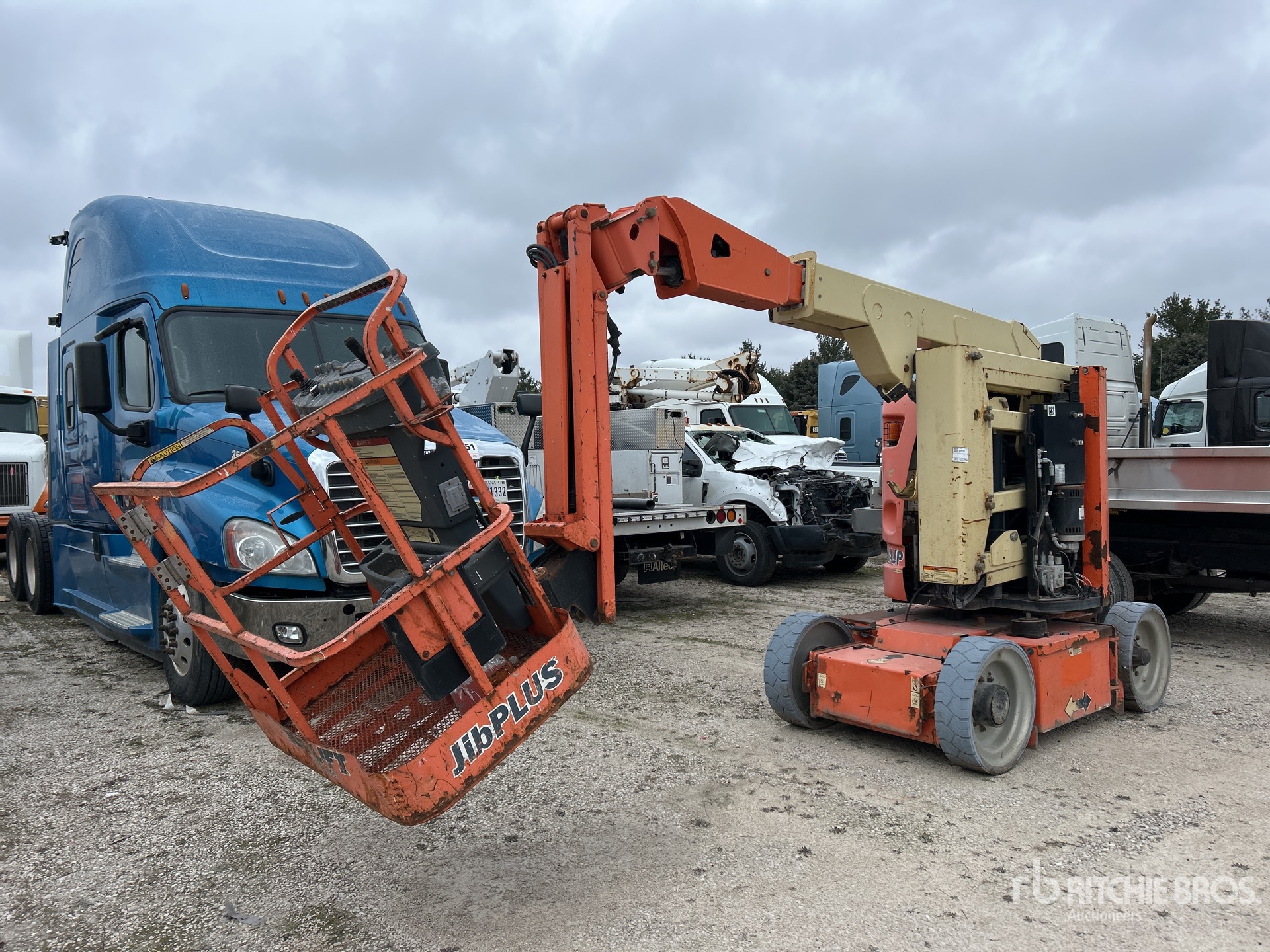 General Appearance with Picture, Left Front Corner