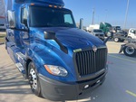 NN296744 - 2022 International LT625: Truck Paint and Body Damage