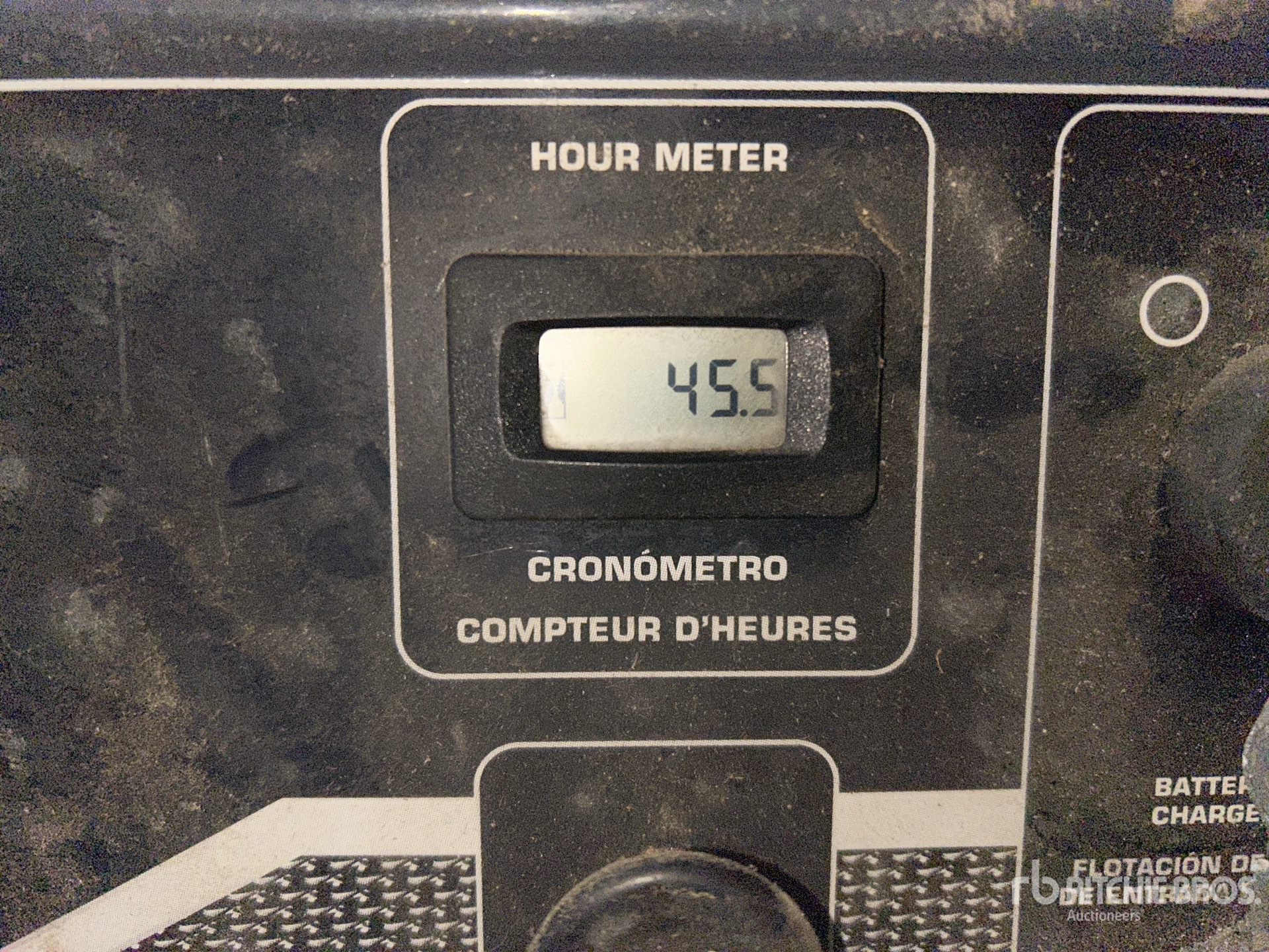 General Appearance with Hour Meter / Odometer