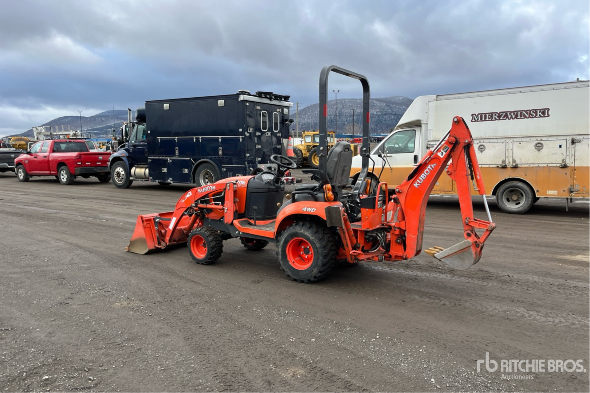 General Appearance with Picture, Left Rear Corner